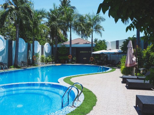Luxury Retreat at The Springs Resort & Spa